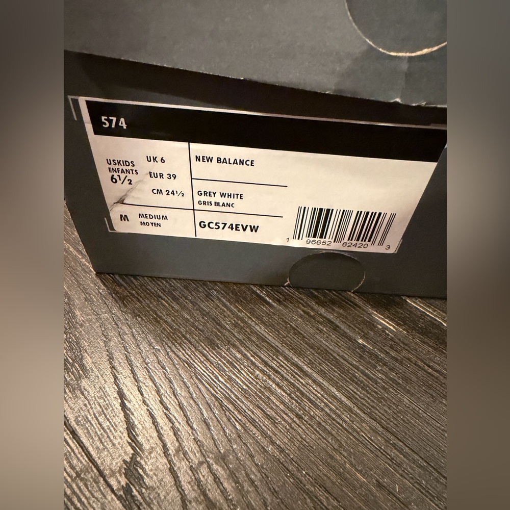 New Balance 574 grey/white - Picture 9 of 10